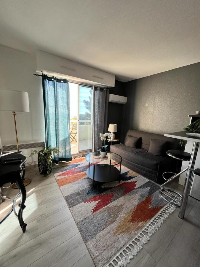 Studio La Baie Des Anges Apartment La Ciotat Exterior photo